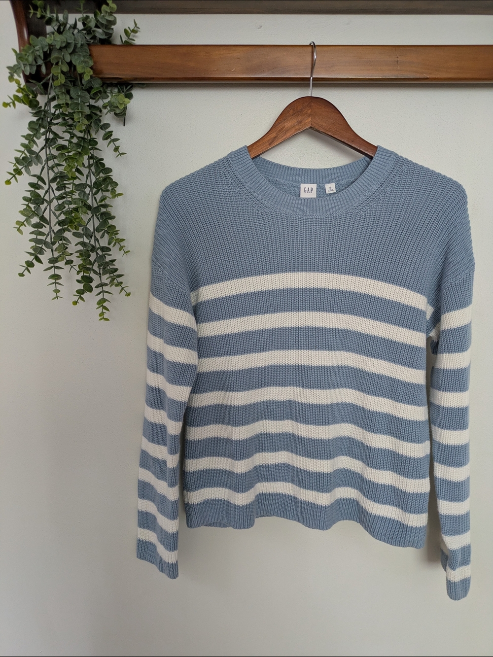 GAP Coastal Light Blue and White Striped Crewneck Sweater 100% Cotton
